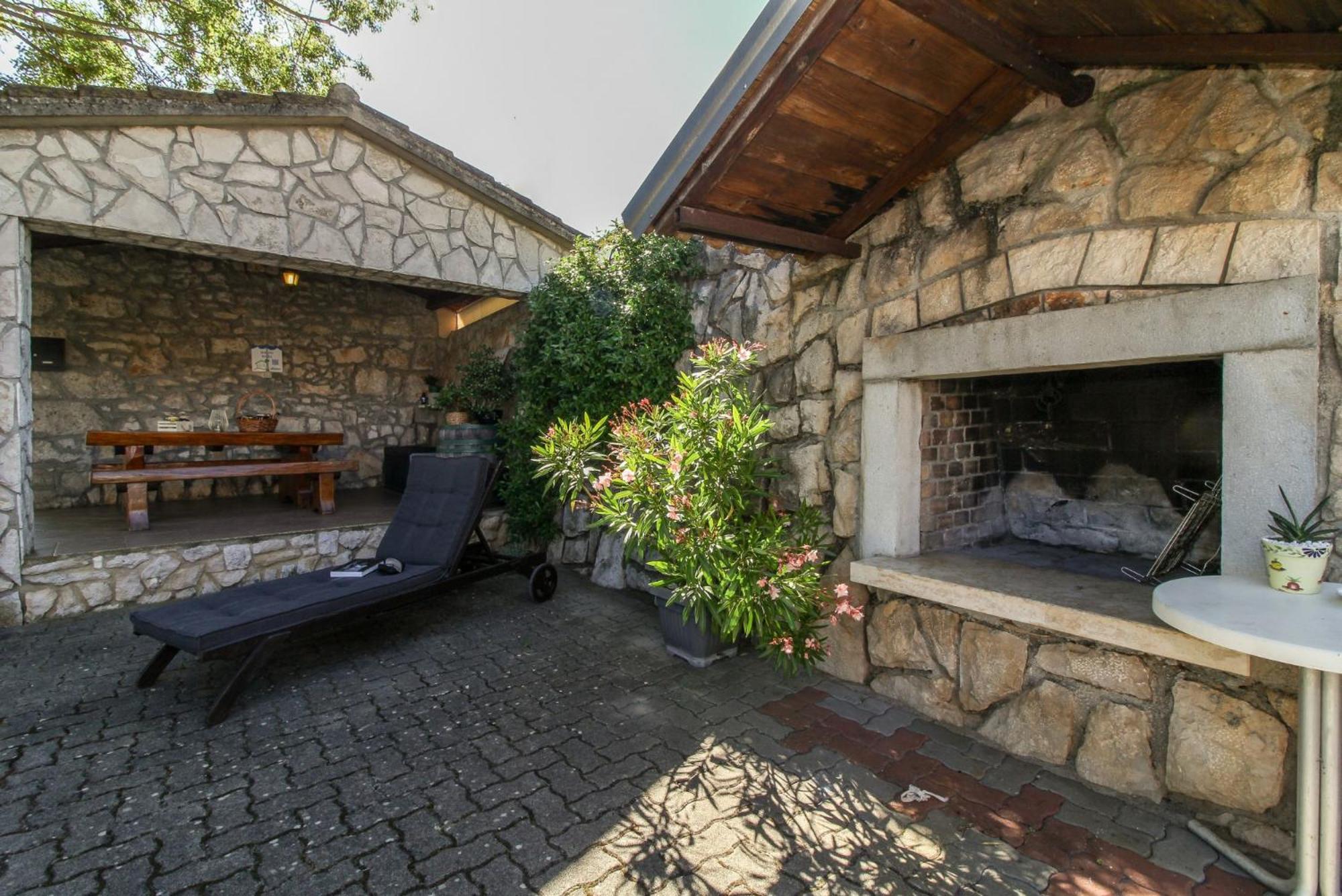 Roza In Sveti Bartol Villa Labin  Buitenkant foto